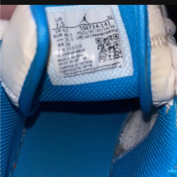 Jordan 1 laser blue size 7.5 worn one time - Picture 6 of 6